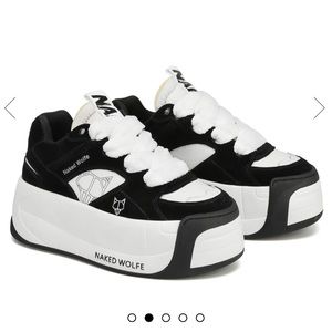 NIB Naked Wolfe Snatch Sneakers in Black Size 7